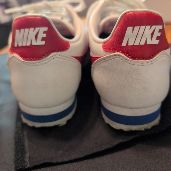 Nike White Leather Sneakers. "Forrest Gump" Style. Size 7 Ladies. - Picture 3 of 5